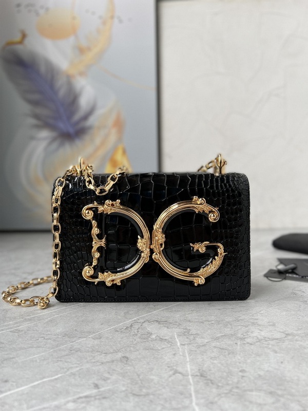 D&G Handbags 36